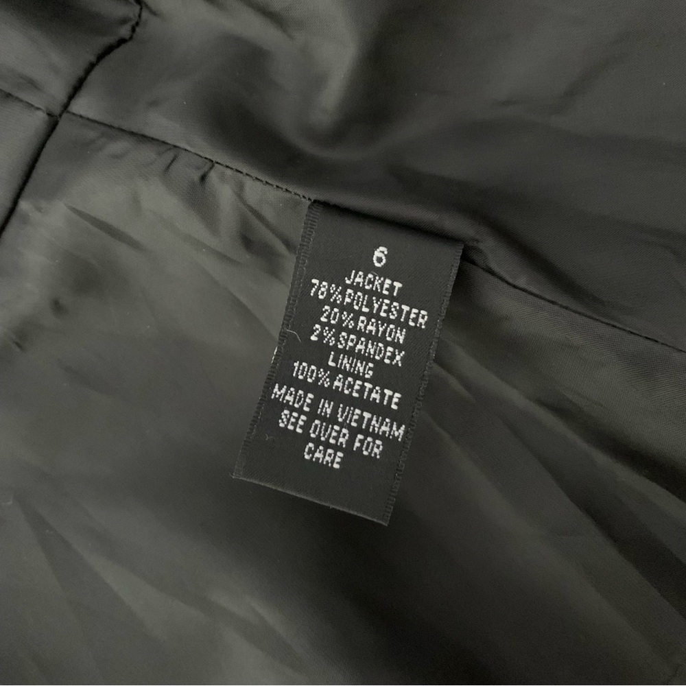 AGB Size 6 Black Blazer - Picture 10 of 12